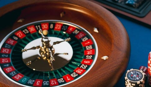 The Exciting Evolution of Slot Machines: Past, Present, and Future